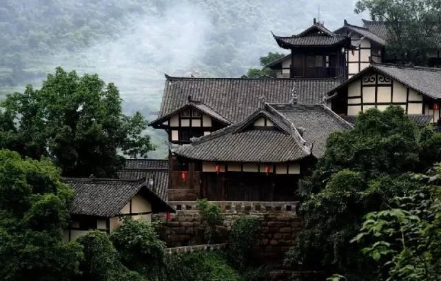 沪光股份(605333.SH)：拟2亿元在天津市投资设立全资子公司
